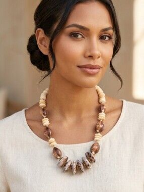 VINTAGE Chunky Natural Tiger Cowrie Shell Statement Beads Necklace